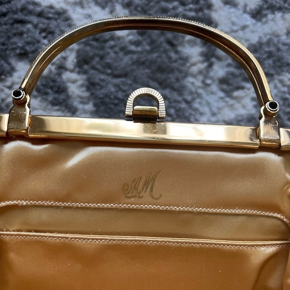 Vintage MM Couture Morris Moskowitz Shimmery Golden Clutch - 1960s - Picture 5 of 10